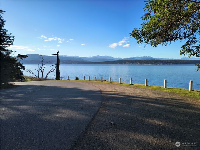 188 S Rhododendron Dr., Port Townsend, WA 98368