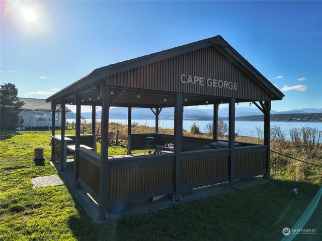 188 S Rhododendron Dr., Port Townsend, WA 98368