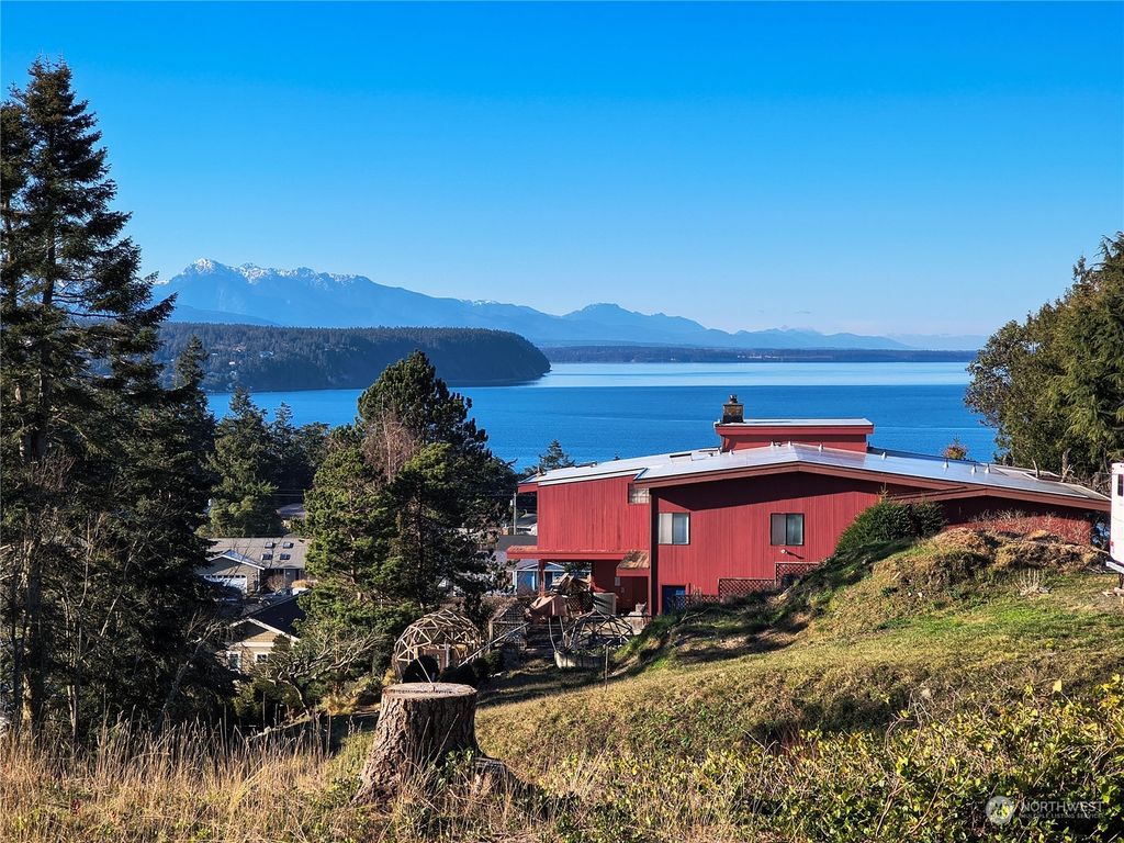 188 S Rhododendron Dr., Port Townsend, WA 98368