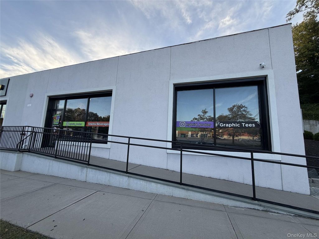 2475 Central Park Avenue, Yonkers, NY 10710 — photo 2
