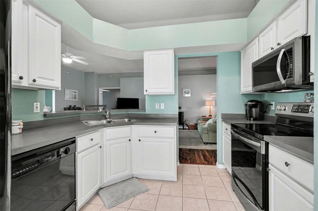 11229 COREY PAVIN LANE, San Antonio, FL 33576