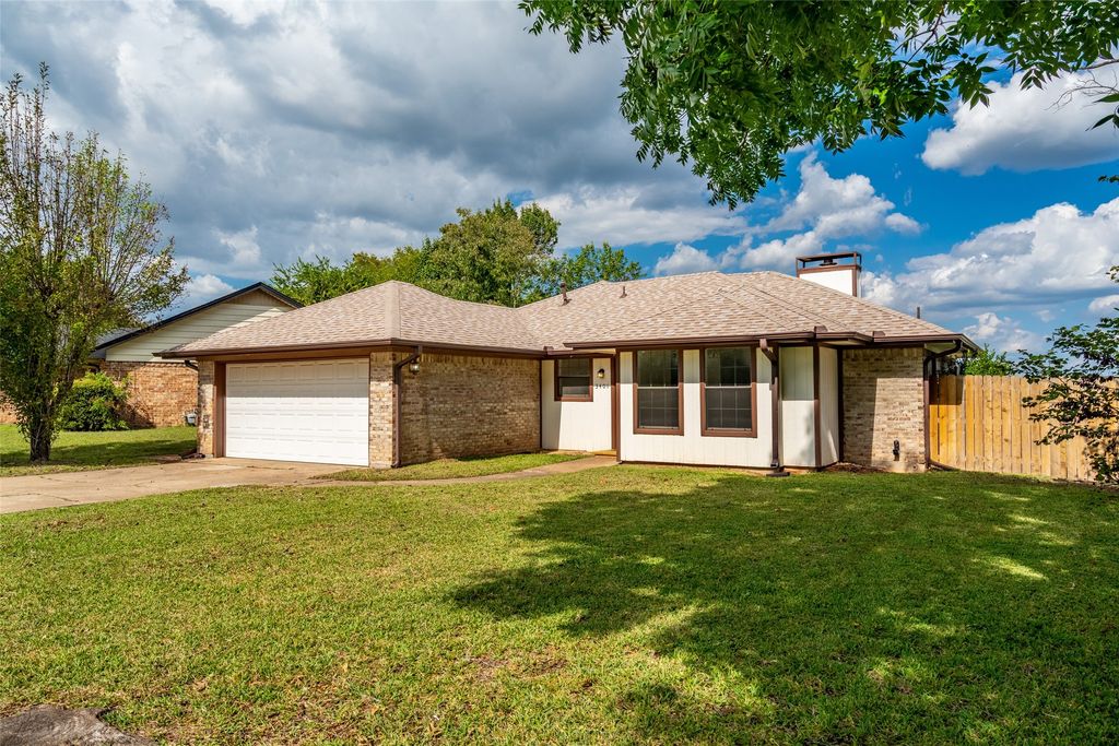 3401 S Carolina Drive, Sherman, TX 75090