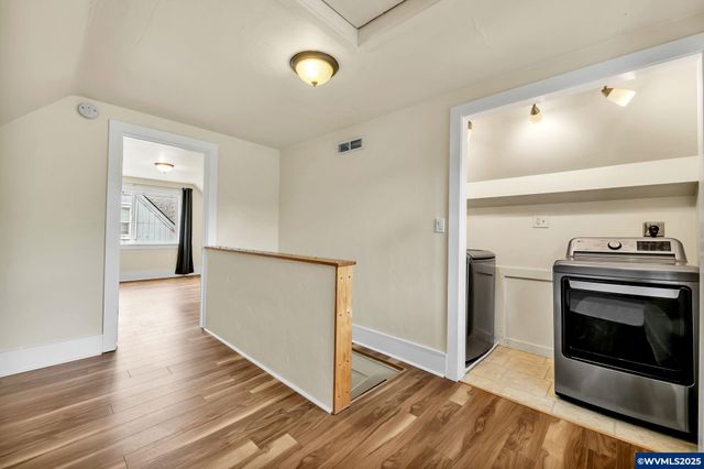 1425 17th St NE, Salem, OR 97301