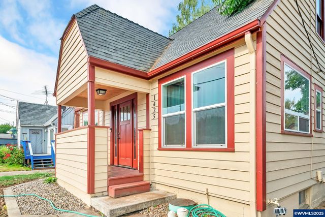 1425 17th St NE, Salem, OR 97301