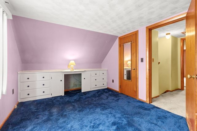 18 Bartholomew Ter, Peabody, MA 01960