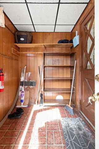 18 Bartholomew Ter, Peabody, MA 01960