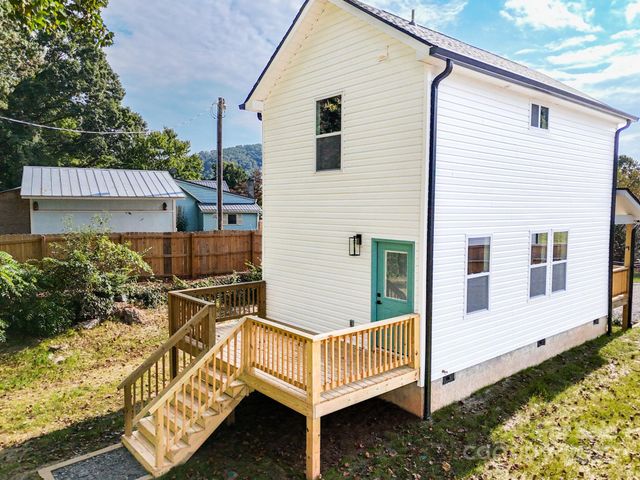 70 Alabama Avenue, Marion, NC 28752