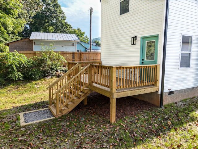 70 Alabama Avenue, Marion, NC 28752