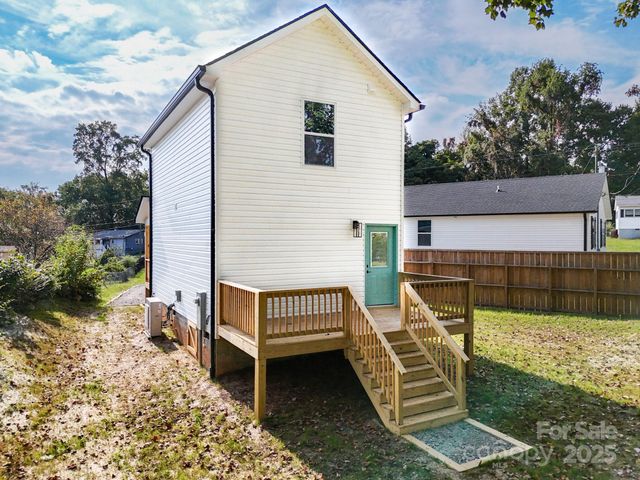 70 Alabama Avenue, Marion, NC 28752