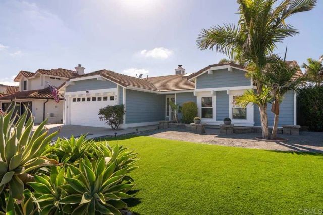 883 Glenwood Drive, Oceanside, CA 92057