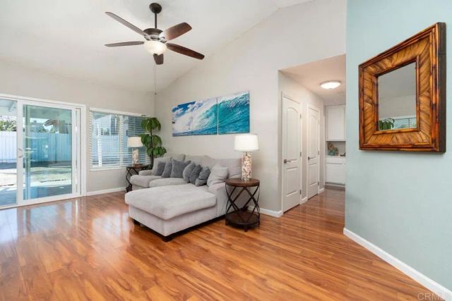 883 Glenwood Drive, Oceanside, CA 92057