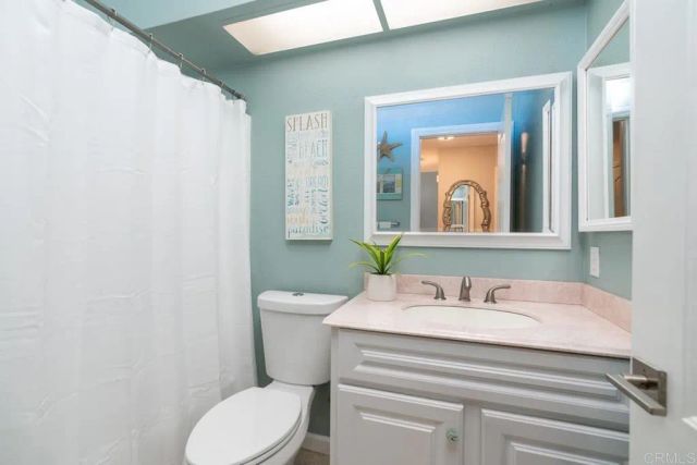 883 Glenwood Drive, Oceanside, CA 92057