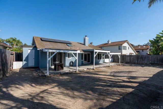 883 Glenwood Drive, Oceanside, CA 92057