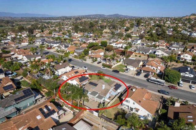 883 Glenwood Drive, Oceanside, CA 92057