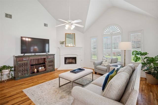 5224 Winterberry Court, Fort Worth, TX 76244