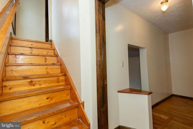 218 S WEST ST, Charles Town, WV 25414