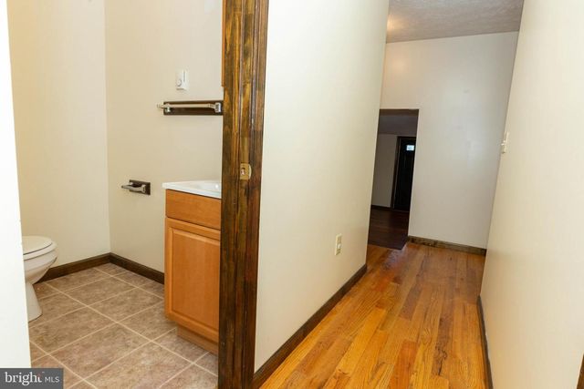 218 S WEST ST, Charles Town, WV 25414