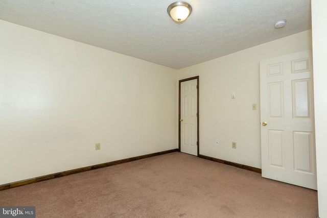 218 S WEST ST, Charles Town, WV 25414