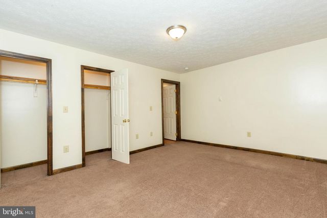 218 S WEST ST, Charles Town, WV 25414