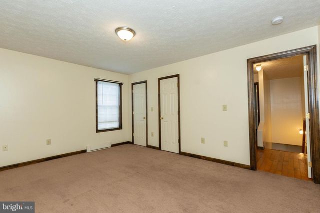 218 S WEST ST, Charles Town, WV 25414