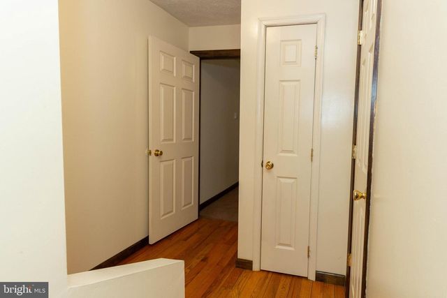 218 S WEST ST, Charles Town, WV 25414
