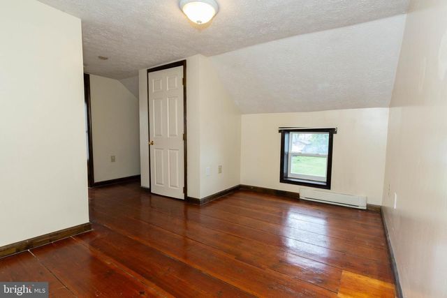218 S WEST ST, Charles Town, WV 25414
