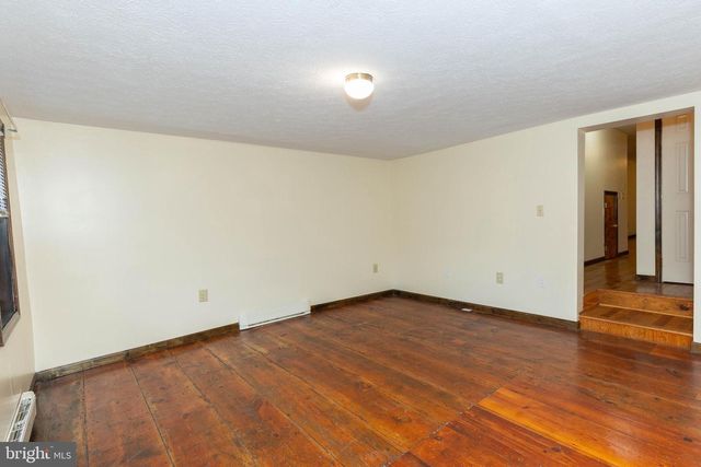 218 S WEST ST, Charles Town, WV 25414