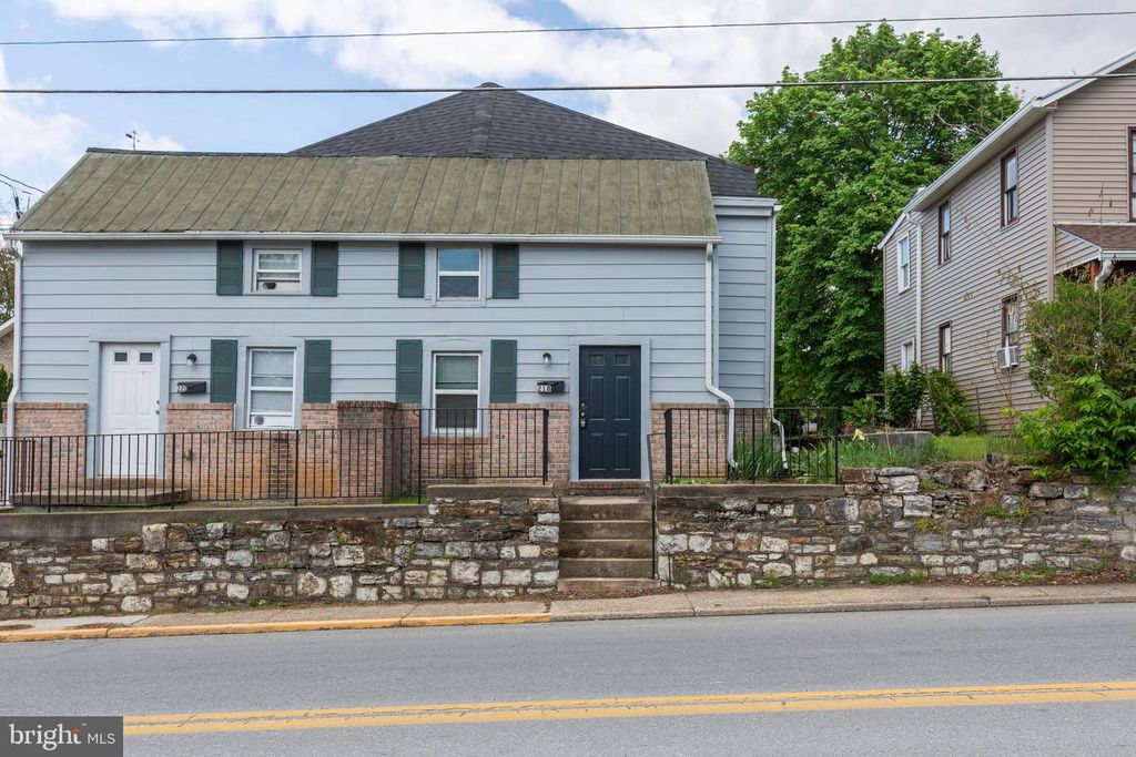 218 S WEST ST, Charles Town, WV 25414