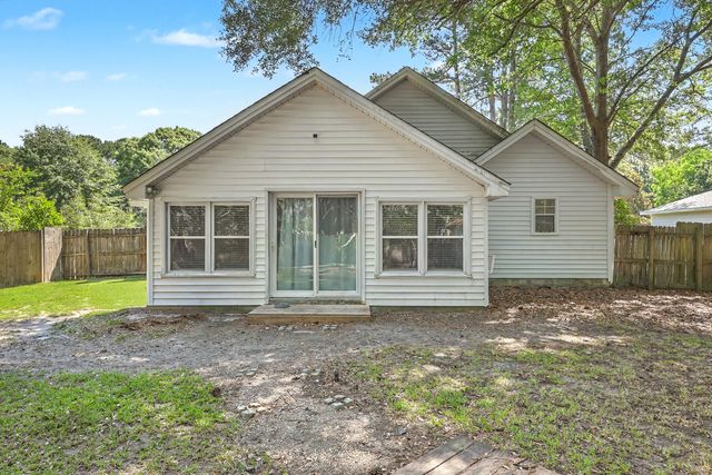 106 Bradd Street, Summerville, SC 29483