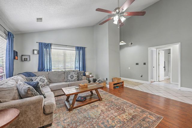 106 Bradd Street, Summerville, SC 29483