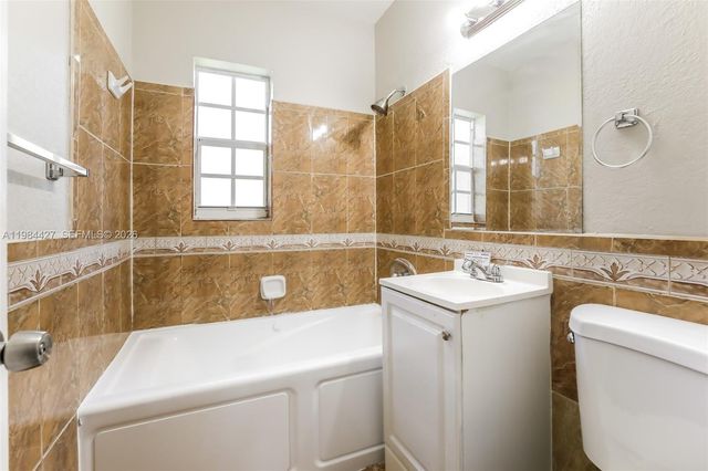 601 NW 194th St, Miami Gardens, FL 33169