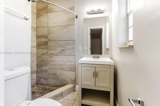 601 NW 194th St, Miami Gardens, FL 33169