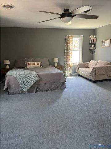 4007 Walters Dr, Chester, VA 23831