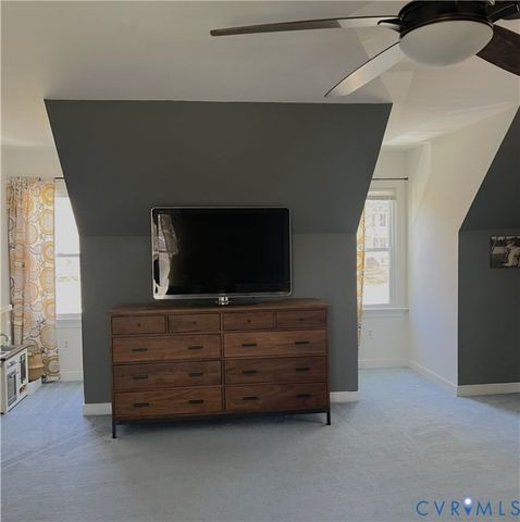 4007 Walters Dr, Chester, VA 23831