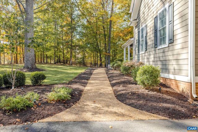 4245 WOODTHRUSH LN, Barboursville, VA 22923