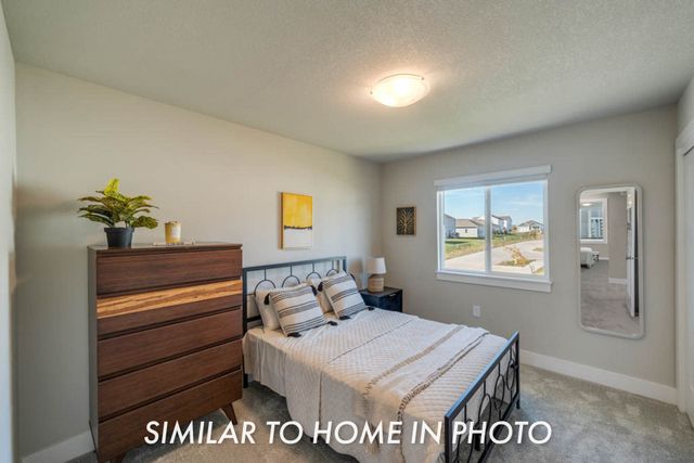 6944 Poppy Court, Johnston, IA 50131