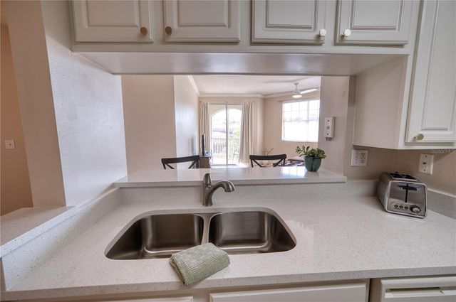 5551 BENTGRASS DRIVE 11-303, Sarasota, FL 34235