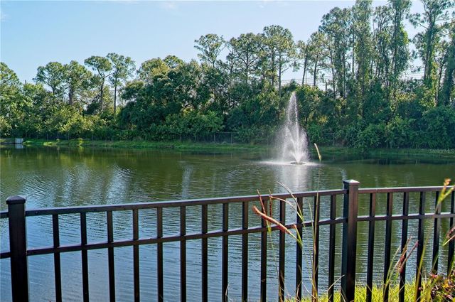 5551 BENTGRASS DRIVE 11-303, Sarasota, FL 34235