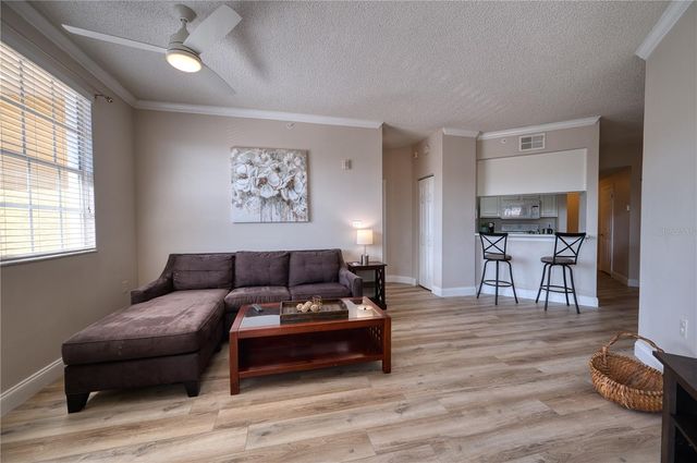 5551 BENTGRASS DRIVE 11-303, Sarasota, FL 34235