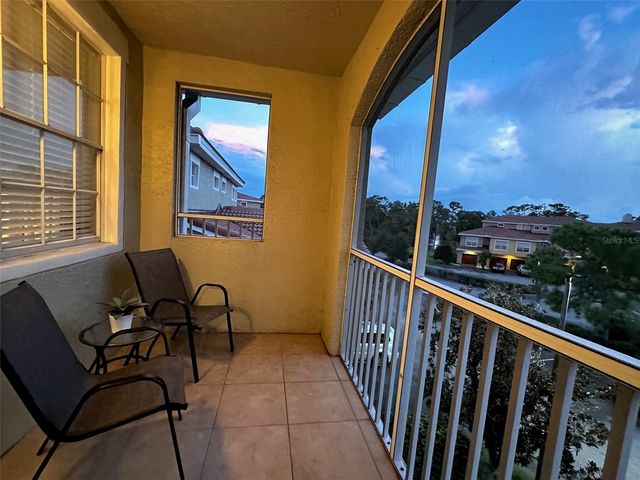 5551 BENTGRASS DRIVE 11-303, Sarasota, FL 34235