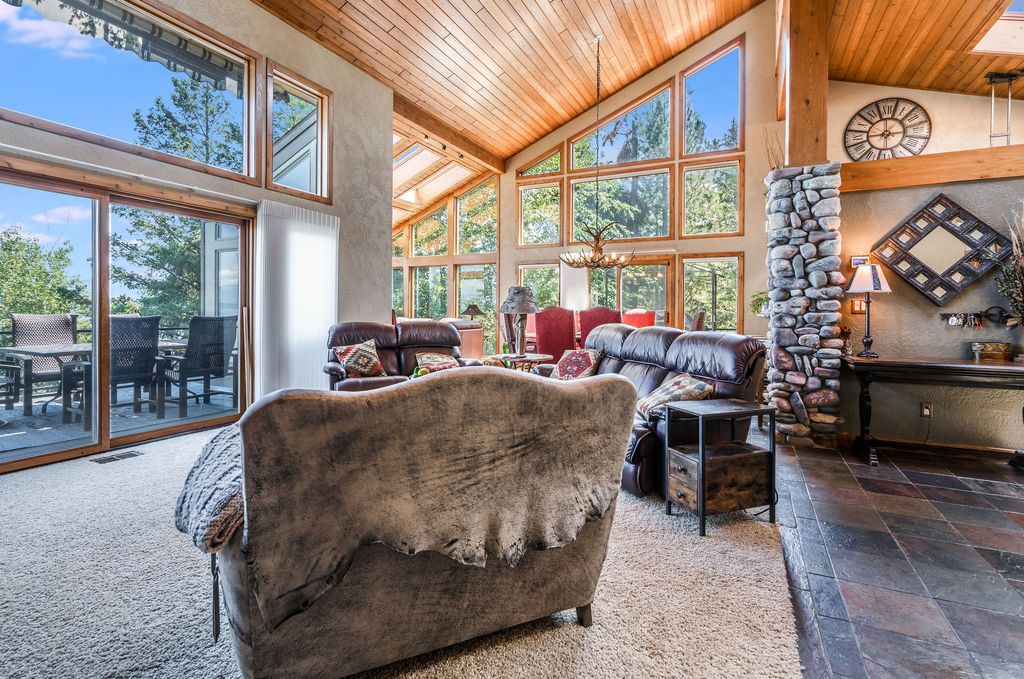 Image 12 of property listing at 953 and 921 Angel Point Road, Lakeside, MT 59922