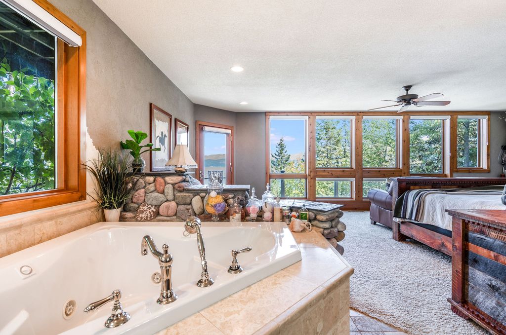 Image 39 of property listing at 953 and 921 Angel Point Road, Lakeside, MT 59922