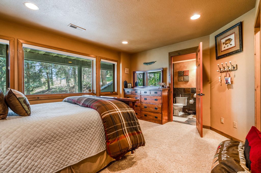 Image 47 of property listing at 953 and 921 Angel Point Road, Lakeside, MT 59922