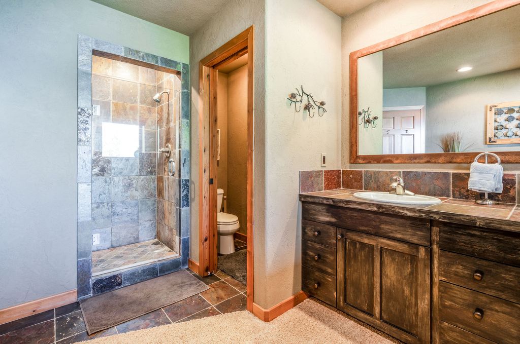 Image 56 of property listing at 953 and 921 Angel Point Road, Lakeside, MT 59922