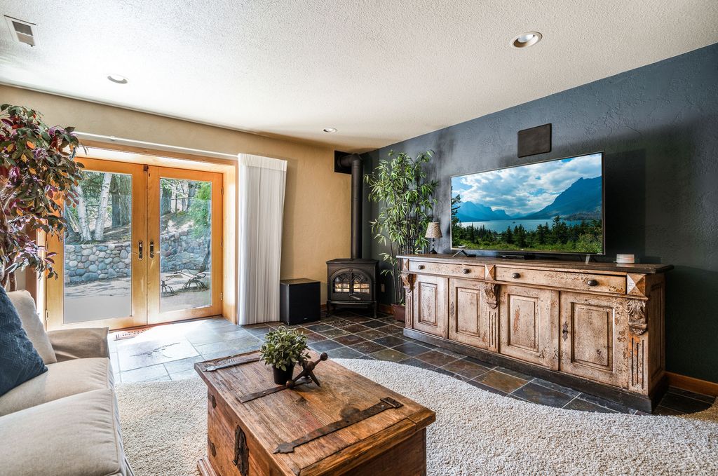 Image 57 of property listing at 953 and 921 Angel Point Road, Lakeside, MT 59922