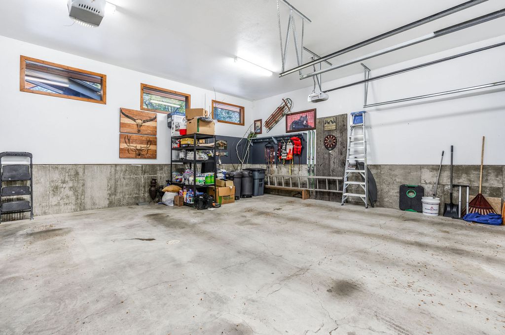 Image 62 of property listing at 953 and 921 Angel Point Road, Lakeside, MT 59922