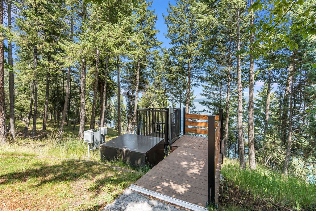 Image 70 of property listing at 953 and 921 Angel Point Road, Lakeside, MT 59922