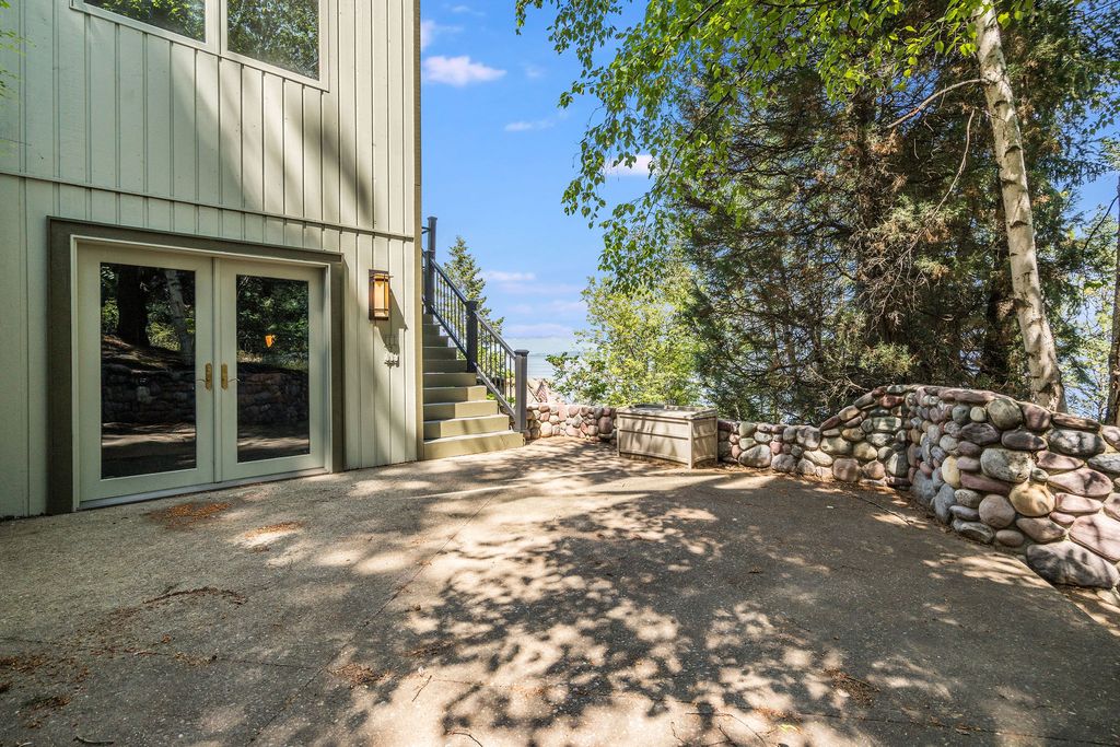 Image 81 of property listing at 953 and 921 Angel Point Road, Lakeside, MT 59922