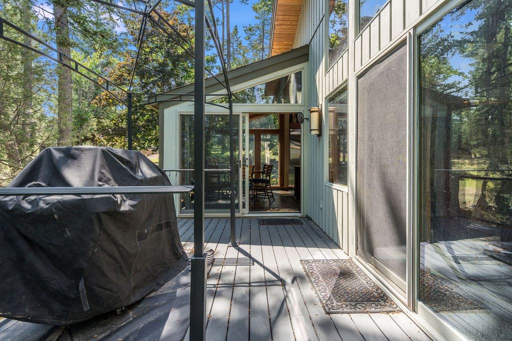Image 95 of property listing at 953 and 921 Angel Point Road, Lakeside, MT 59922