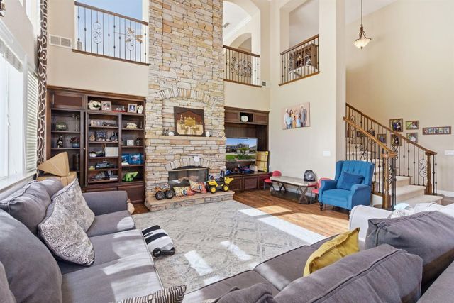 848 W Santos Ave, Ripon, CA 95366